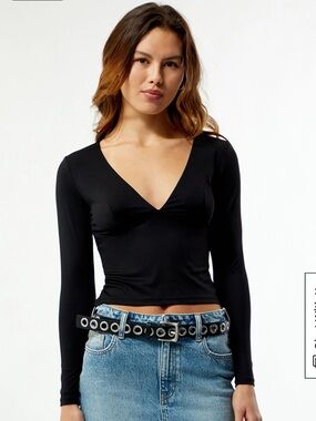 Your Favorite Gianna Plunge V-Neck Long Sleeve Top